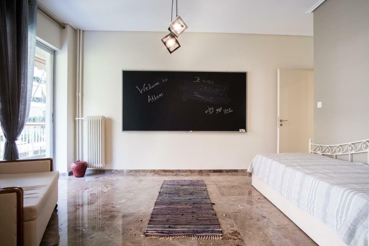 Comfy Apartment Of 104 M² Near Metro! เอเธนส์ ภายนอก รูปภาพ