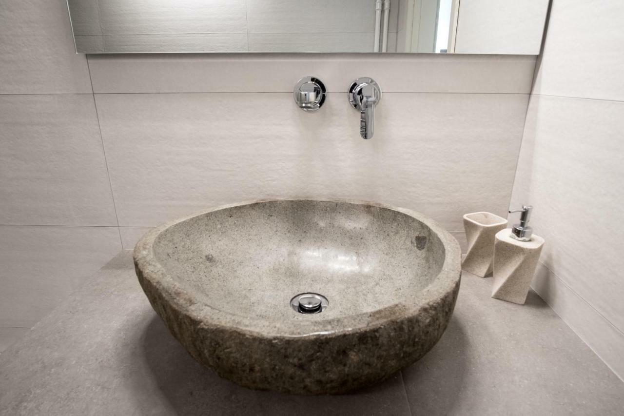 Comfy Apartment Of 104 M² Near Metro! เอเธนส์ ภายนอก รูปภาพ