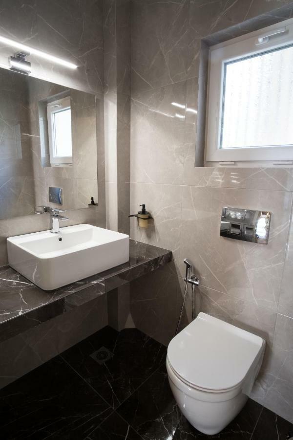 Comfy Apartment Of 104 M² Near Metro! เอเธนส์ ภายนอก รูปภาพ